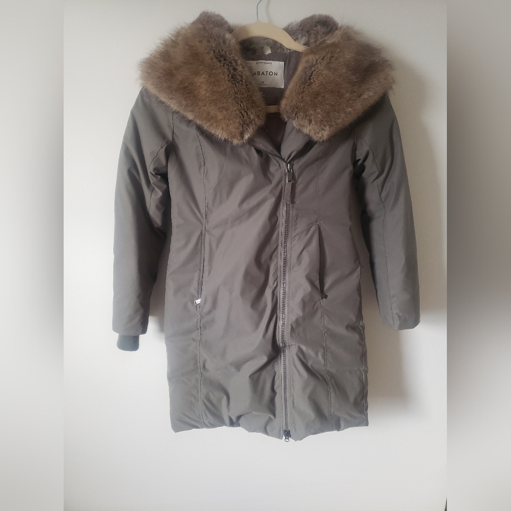 Aritzia Babaton St. Moritz Parka Coat Olive Size XS